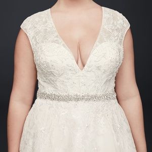 Oleg Cassini Dresses - NWT Plus Size Oleg Cassini Ivory Ball Gown Oleg Cassini Dresses - NWT Plus Size Oleg Cassini Ivory Ball Gown
